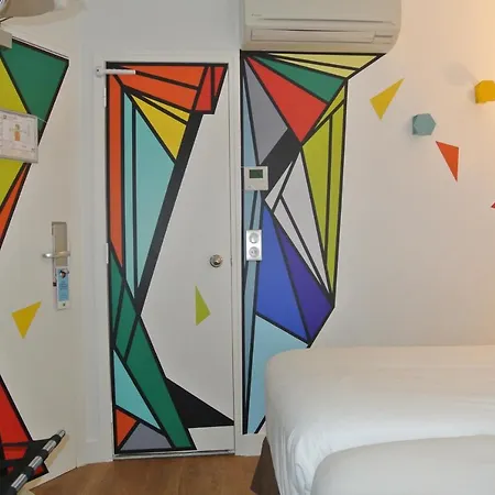 Hotel Ibis Styles Maine Montparnasse 3*