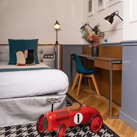 Hotel Petit Lafayette 4*
