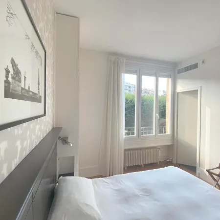 라 - B&B