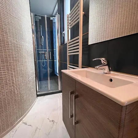 Tilde 3* Parigi