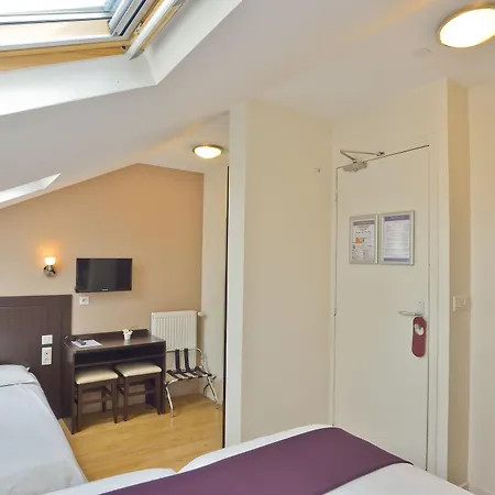 Du Quai De Seine Hotel 2*