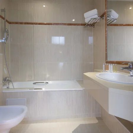 De Suede Saint Germain 4*