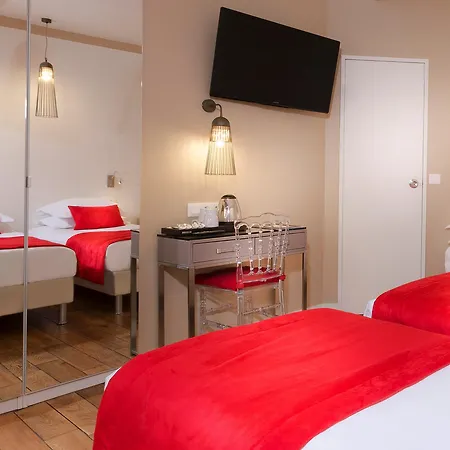 Eiffel Segur Hotell 3*