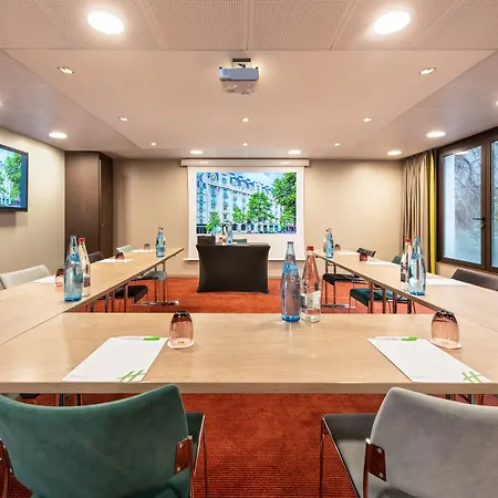 - Gare De Lyon Bastille By Ihg Hotel 4*