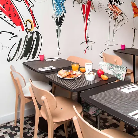 Ibis Styles Gare Saint Lazare Hotel 3*
