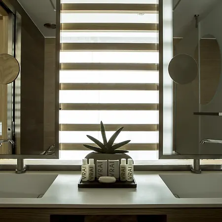 Hotel Le Cinq Codet Paris