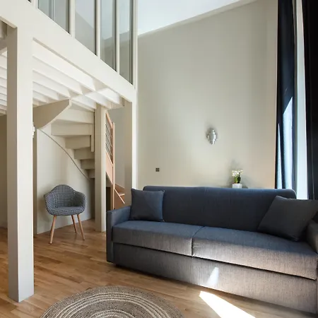 Helzear Etoile Hotel