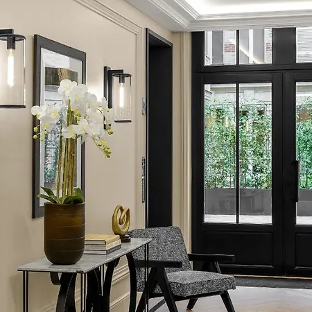 Black Door Aparthotel Paris