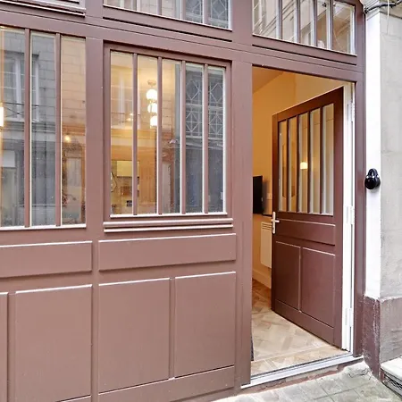 Cozy - 2p - Gare De L'est Apartment *