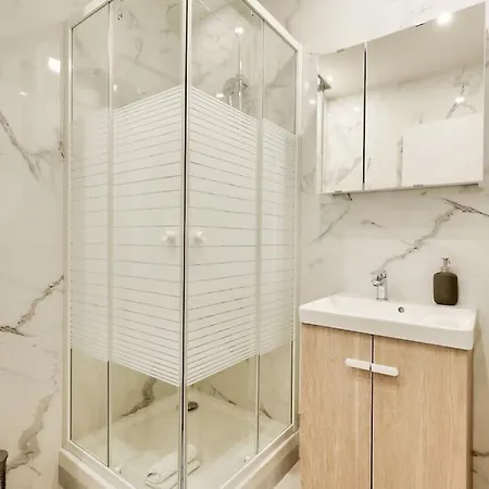 Studio Confortable Au Coeur De Apartment *