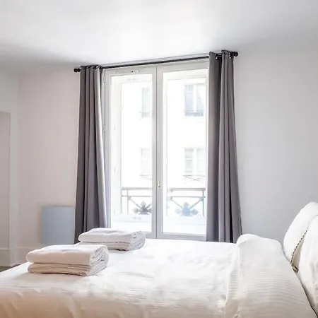 Apartment Gembnb Luxury - Saint-dominique