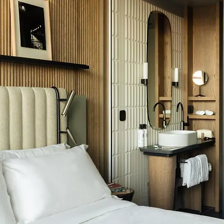 Dame Des Arts Hotel 4*