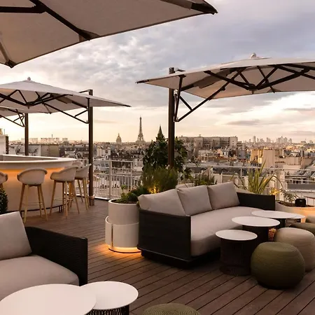 Dame Des Arts Hotel 4*