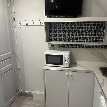 Sous Les Toits De Trocadero Apartamento París