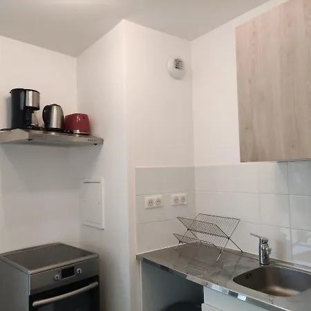 Deux Pieces Avec Terrasse Apartment