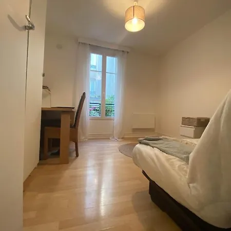 Agreable Proche Tour Eiffel Appartement