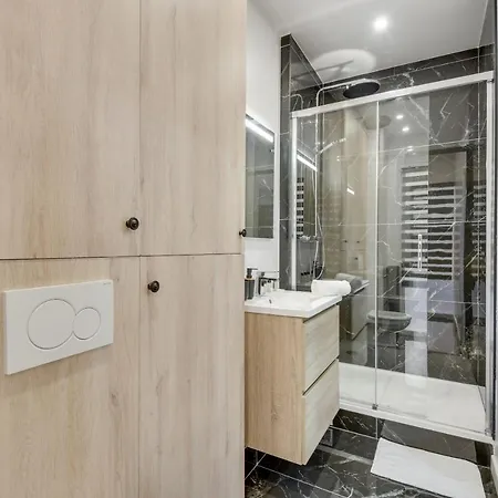 Modern, Stylish Bright Next To The Famous Catacombs - 14th Arrondisement Paris