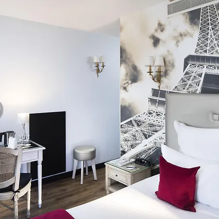 Отель Plaza Elysees 4*
