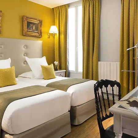 Plaza Elysees 4* Париж