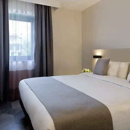 Citadines Trocadero 3* פריז