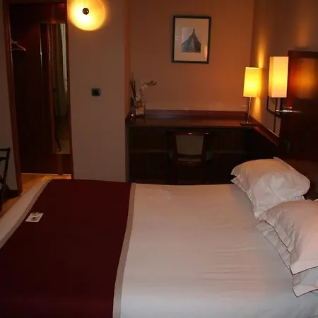 Hotel George Sand 3*