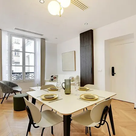 Luxury 1br 4p - Opera