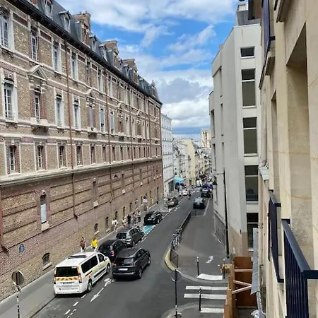 A Deux Pas Du Pantheon Avec Balcon * París