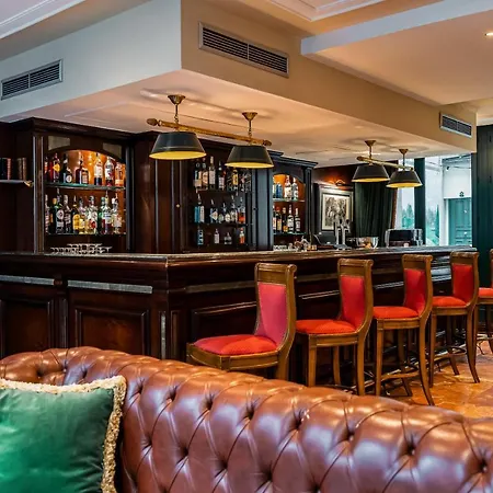 Hotell Pantheon 4*
