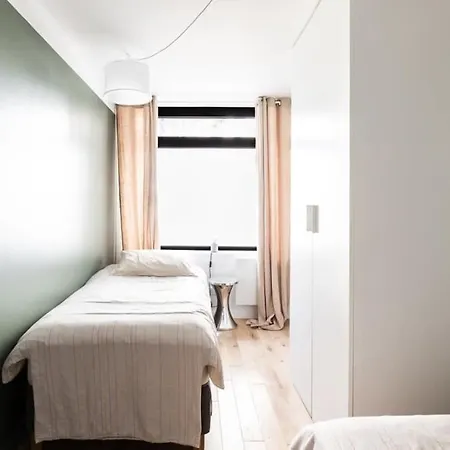 Bright & Renovated 3bd For 8 Guests In Le Marais! Apartmán