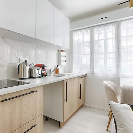 Saint Antoine Marais Charming 1br