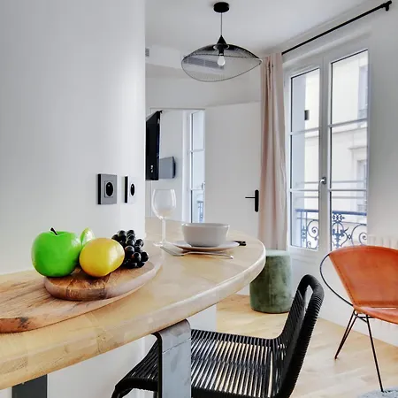 Amazing Cremieux Gare De Lyon Apartment *