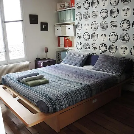 Stylish Flat With Balcony Facing South بيت ضيافة *