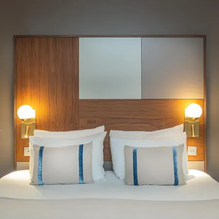 Le Tourville Eiffel Hotel 4*