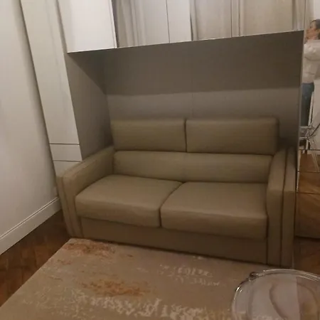 Apartment 2 Bedroom Luxurious Next To Arc De Triumphe Paris