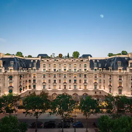 The Peninsula Hotell 5*