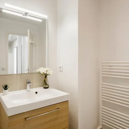 Cozy - Louvre - Clery Apartament Paryż