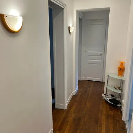 Apartmán - Champs Elysees - Arc De Triomphe Paříž