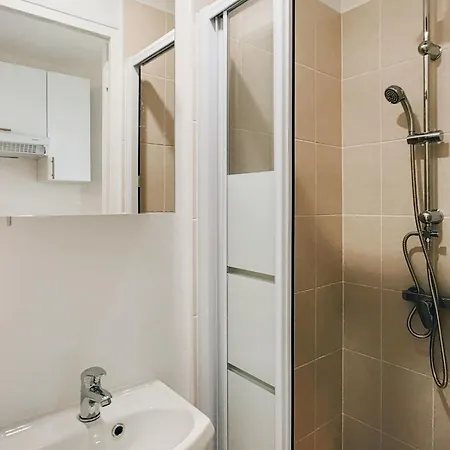 19m2 With Air Conditioning In The 15th *