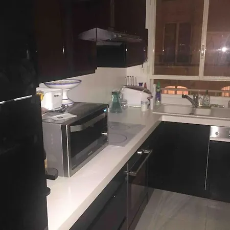 فندق مبيت وإفطار Private Bedroom 1 Near Eiffel Tower, Saint Germain