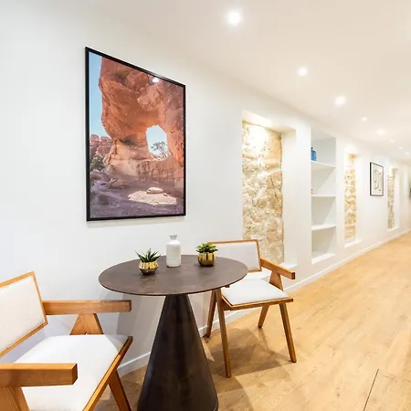 Beautiful Flat In The Marais شقة باريس