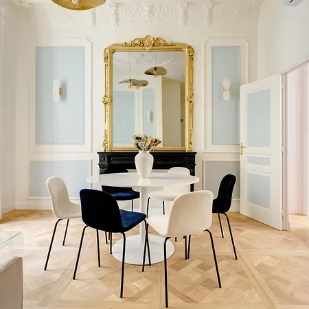 The Saint Georges * Paris