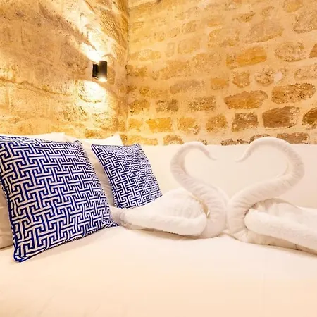 Typical Parisian Apart#quatier Latin#notre Dame# *