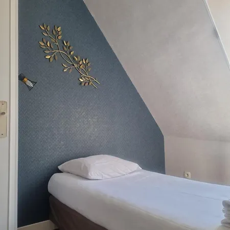 Eiffel Kensington Hotel Paříž