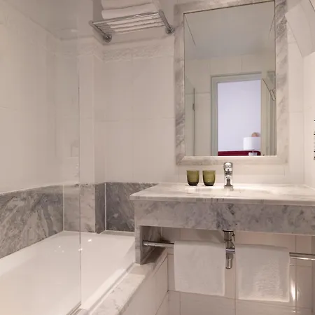 Hotel Le Lavoisier &