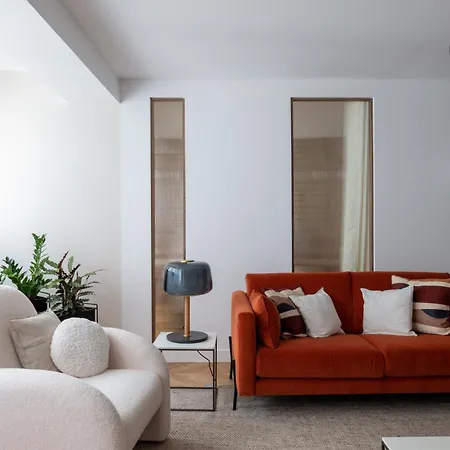 The Place To Be - 3 Bedrooms With Airco Apartman