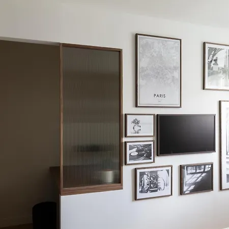Apartman The Place To Be - 3 Bedrooms With Airco Párizs