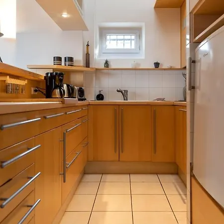 Apartment Orange Vendome - Bright 1-bed Near The Louvre