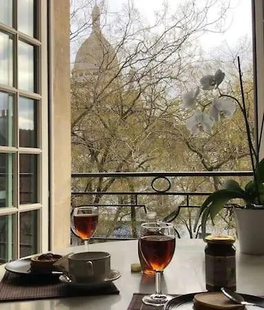 One In Montmartre Апартаменты Париж