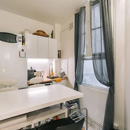 Guestready - Cosy Mezzanine In * Παρίσι
