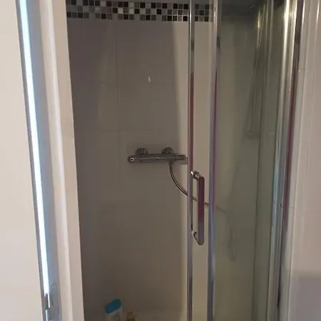 Elegant Pied-a-terre 8eme باريس